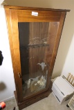 Wood and glass gun cabinet w/key