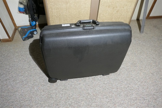 Samsonite Hard Suitcase w/combo