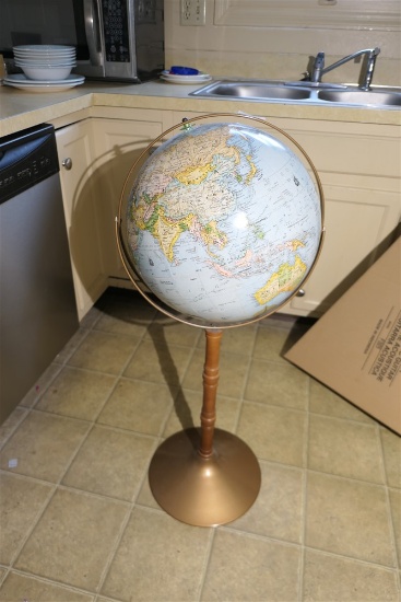 Nice vintage globe on stand