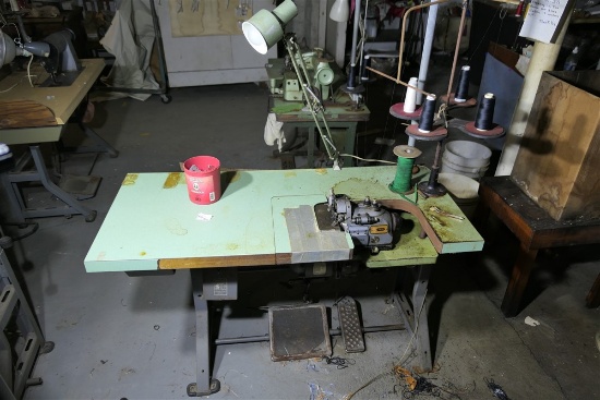 Singer Mod. 460/20 Industrial Sewing Machine +