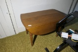 Antique wooden drop leaf table