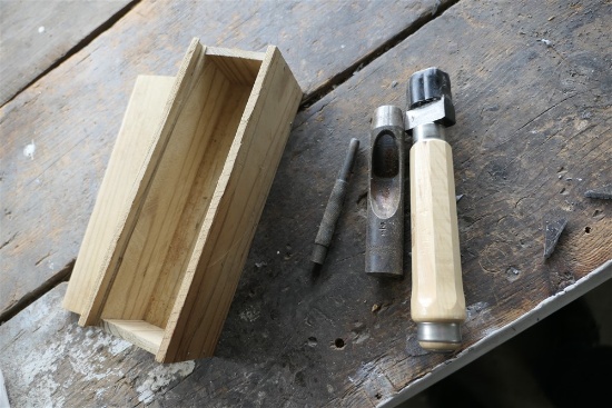 Nice Ulmia Tools Veneer Punch or Cutter in Box