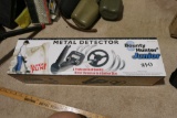 Nice Bounty Hunter Junior Metal Detector