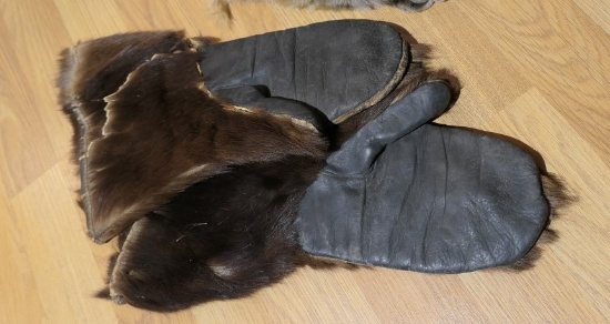 Pair of Native American Alaskan Gloves