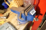 Smaller sized blue shop vice