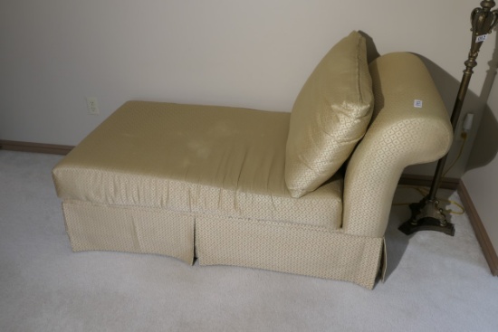 Larger sized vintage Chaise Lounge chair/bed