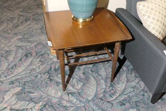 Mid Century Modern Lamp Stand Table