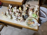 Group lot of assorted ceramic collectibles