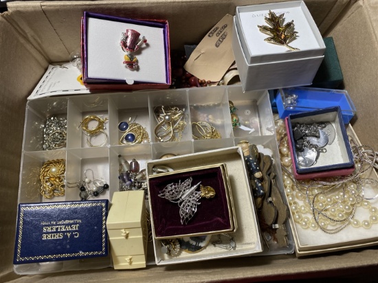 Box lot assorted jewelry inc. gold and silver