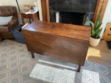 Federal mahogany gate leg table