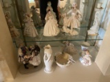 Group of ceramic vintage figures