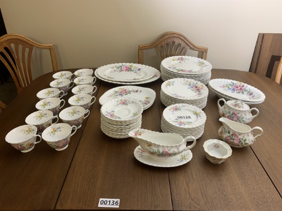 69pc Royal Doulton "Arcadia"