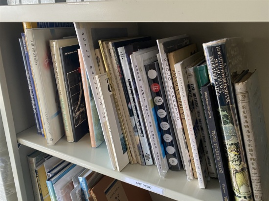 Shelf lot of better books on art