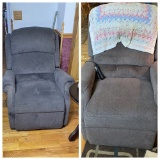 2 electric lift chairs