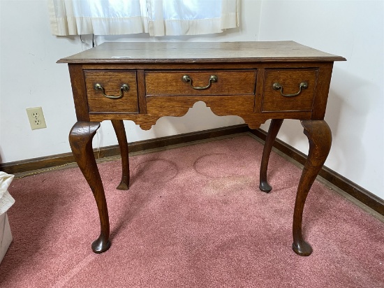 Nice Early Queen Anne Dressing Table