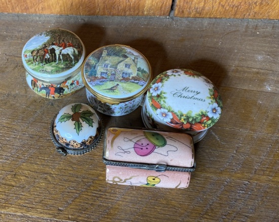 Group lot of small porcelain boxes