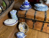 Assorted Blue and white ceramics, porcelain and china lot