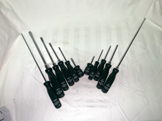 NICE! SK Group of Screw Drivers.  11 Total - 5 Philips and 6 Straight