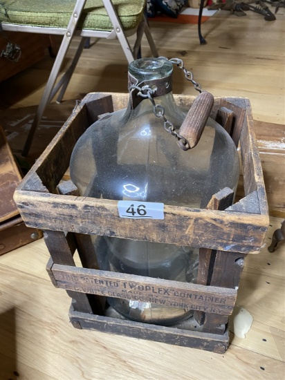 Nice antique Twoplex Demijohn glass job in wooden crate