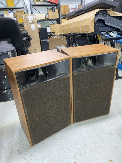 Realistic Mach One Speaker System