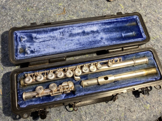Vintage Selmer Flute in Case