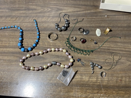 Group lot of antique jewelry
