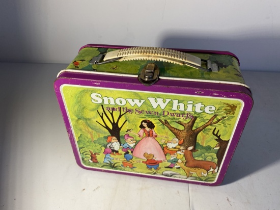 Vintage Metal Lunchbox Snow White