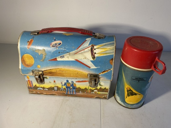 Vintage Metal Lunchbox - Outer space