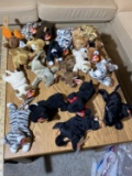 Large group of vintage Beanie Baby dolls