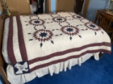 Full sized patriotic quilt