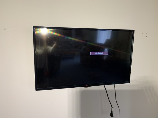 42 inch LG Tv with Remote and Manual