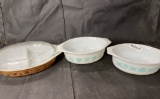 3 vintage Pyrex dishes