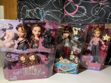 4 Bratz Dolls