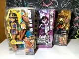 Monster High Cleo De Nile, Welcome to Monster High Draculaura & Moanica.  Boo York Luna