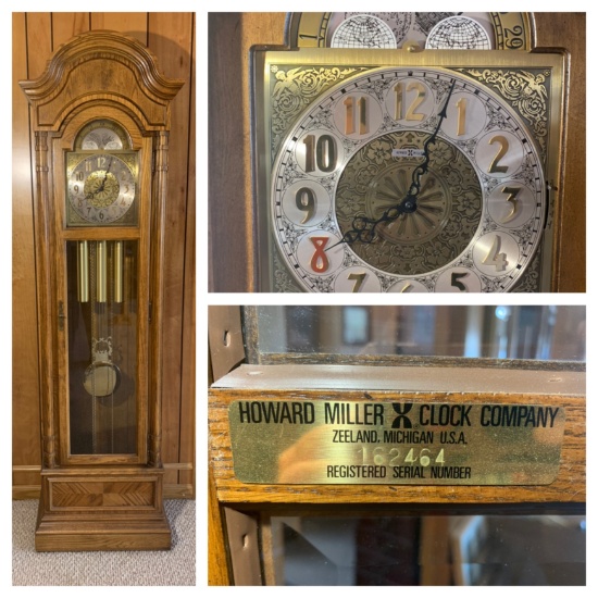 Beautiful Howard Miller Grandfather Clock