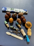 Antique sewing accessories lot