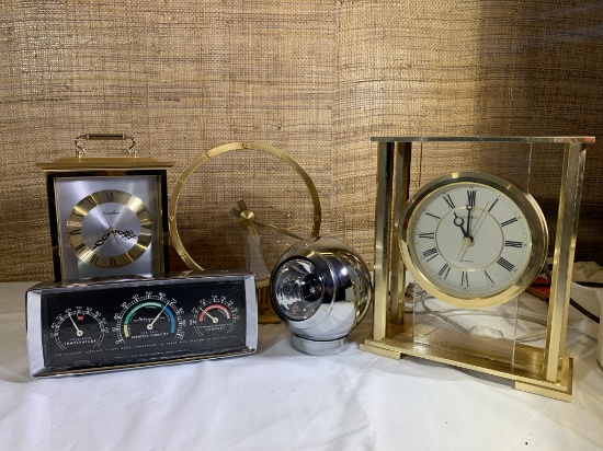 Vintage AirGuide Temperature Desktop Weather Station, Vintage Clocks & Light .