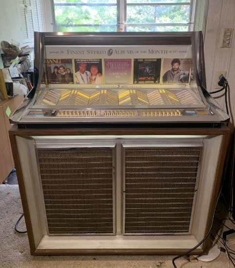 Seeburg LP Console Jukebox Model LPC-1R.
