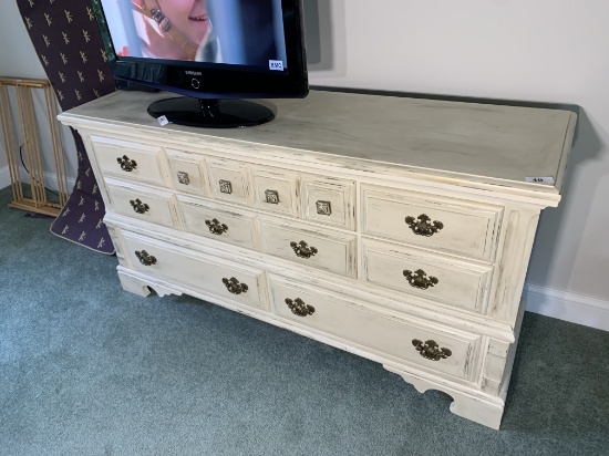 Shabby Chic Painted Bassett Dresser