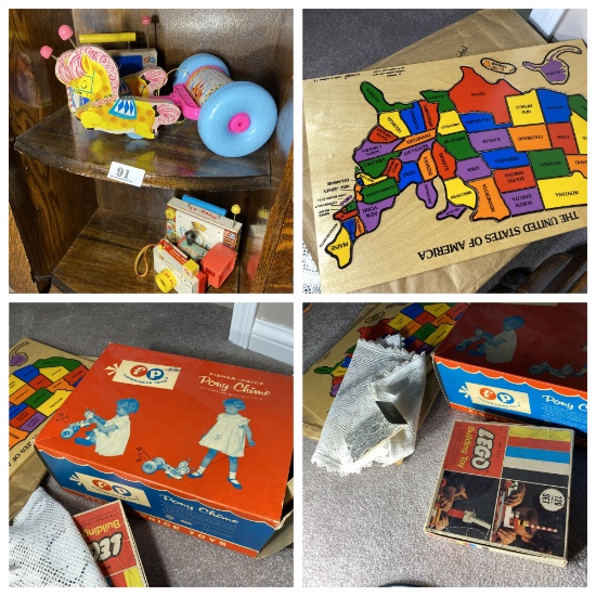 Vintage Toys, Legos lot