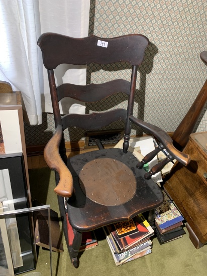 Antique wooden Rocking Chair