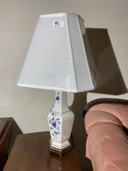 Vintage Asian Style Lamp
