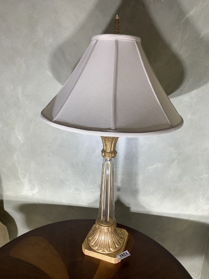 Vintage Ethan Allen Lamp with glass shaft.