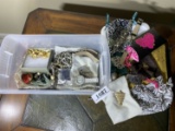 Group lot of assorted jewelry