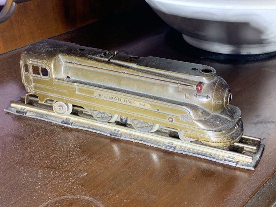 Vintage Metal Lionel 02 Engine with Train Track Piece