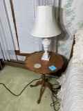 Pie crust table, marble lamp lot