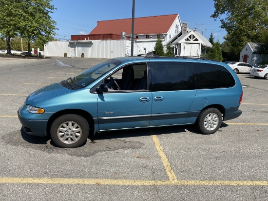 1999 Plymouth Grand Voyager w/27,000 Miles