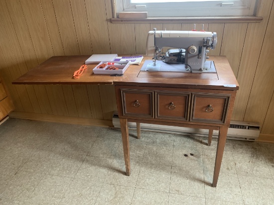 Sears Kenmore Sewing Machine Model 1120 with Stand