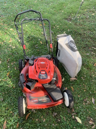 Parts Only Toro Recycler Push Mower.  See Photos