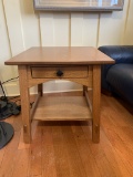 Mission Style End Table - Amish Oak